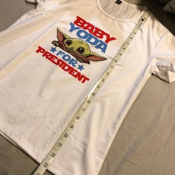 Star Wars Baby Yoda For President Tee, size medium - Picture 4 of 8